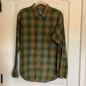 Patagonia Men's Plaid Organic Cotton Button Down Shirt 🤎💛😎‎
